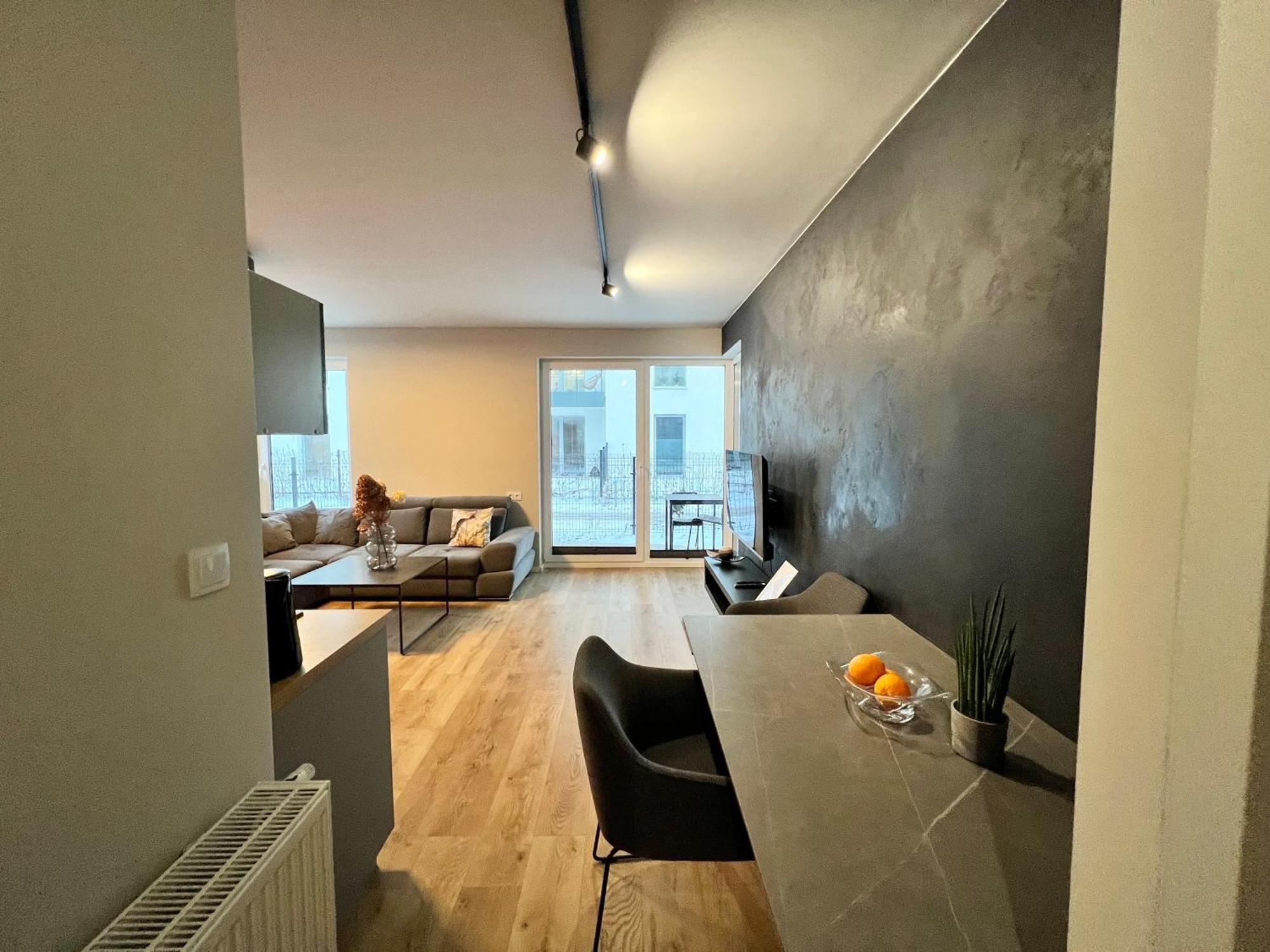 64M2 Apartment Oldtown Gdansk Yacht Marina Экстерьер фото